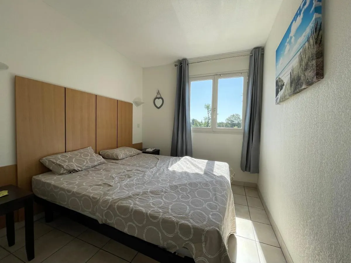 Les Suites de Robinson: Poolside Residence by Siagne River Mandelieu-la-Napoule Apartment